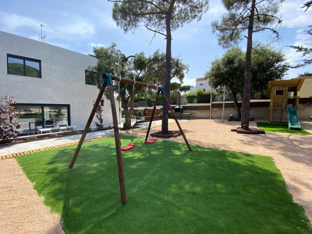 Naramia Sagaro Villa With Poolgarden10 Pax S'Agaro Exterior photo