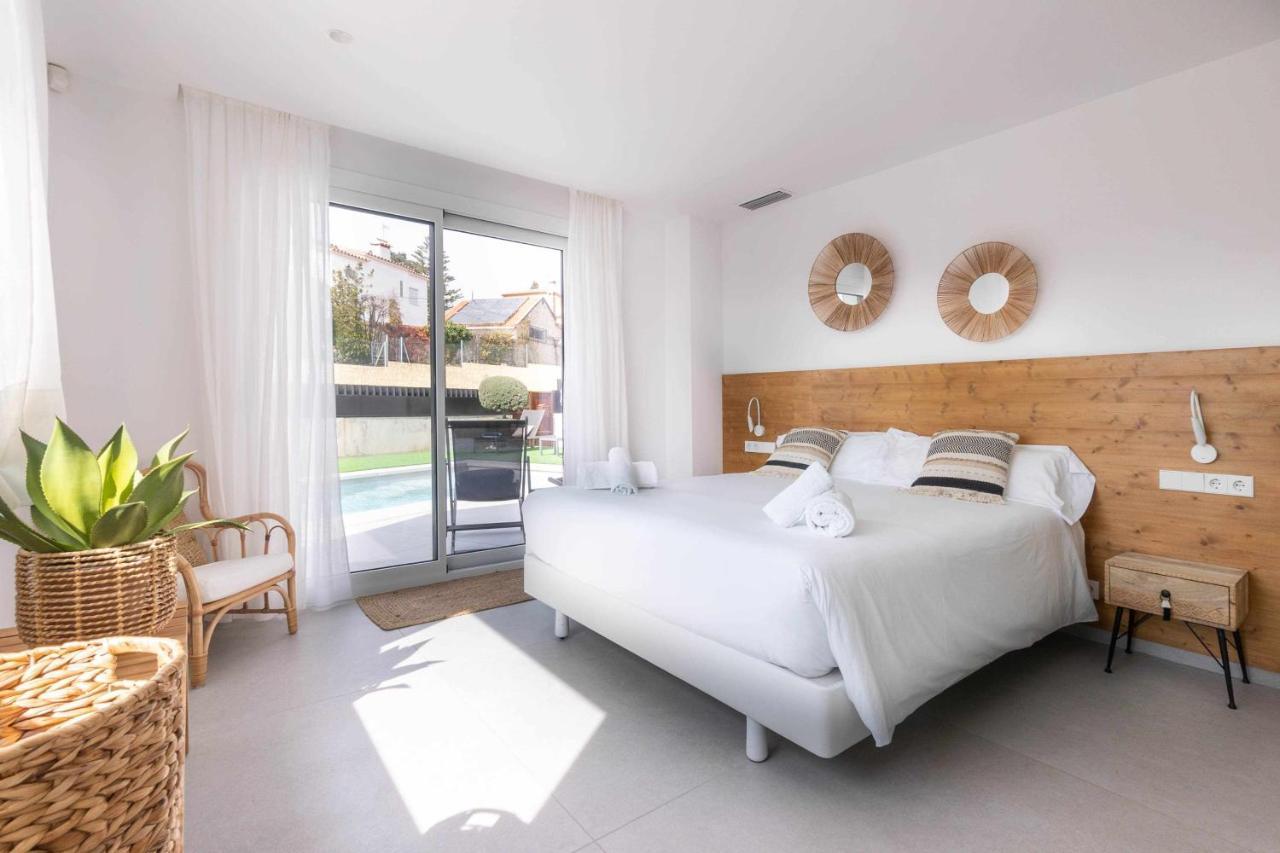 Naramia Sagaro Villa With Poolgarden10 Pax S'Agaro Exterior photo