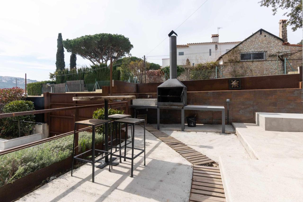 Naramia Sagaro Villa With Poolgarden10 Pax S'Agaro Exterior photo