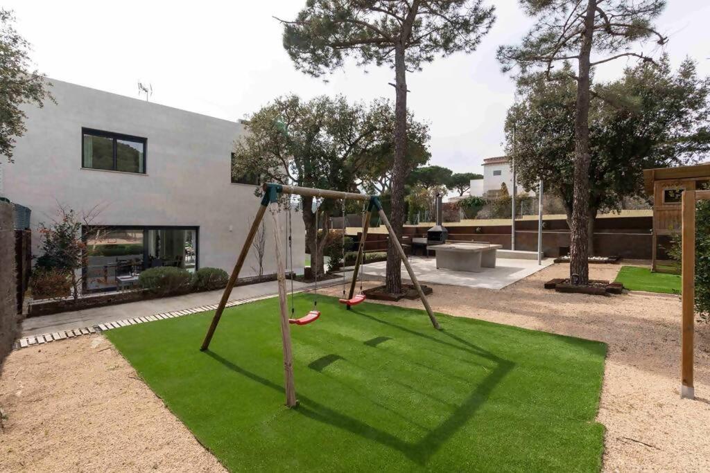 Naramia Sagaro Villa With Poolgarden10 Pax S'Agaro Exterior photo